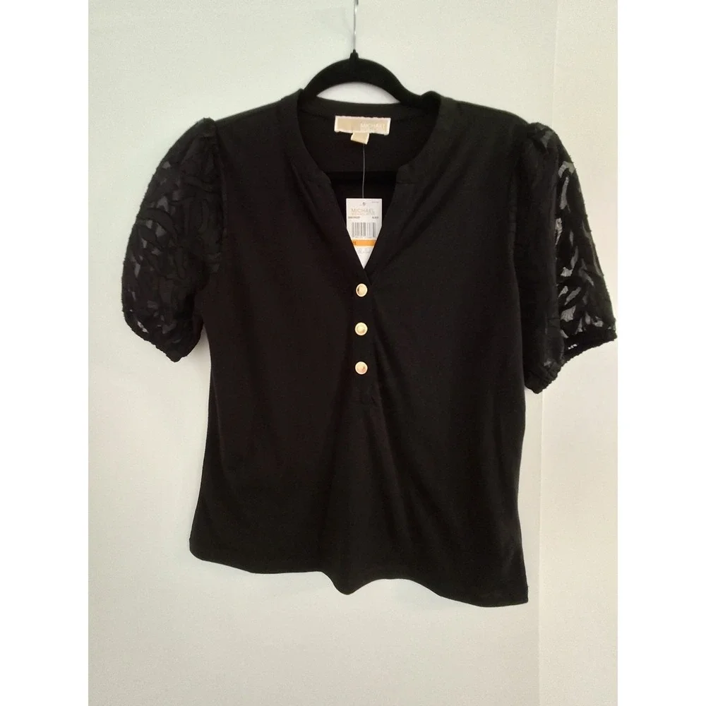 NWT Michael Kors Black ShortSleeve Blouse W/ Gold Buttons. Size Small Petite.